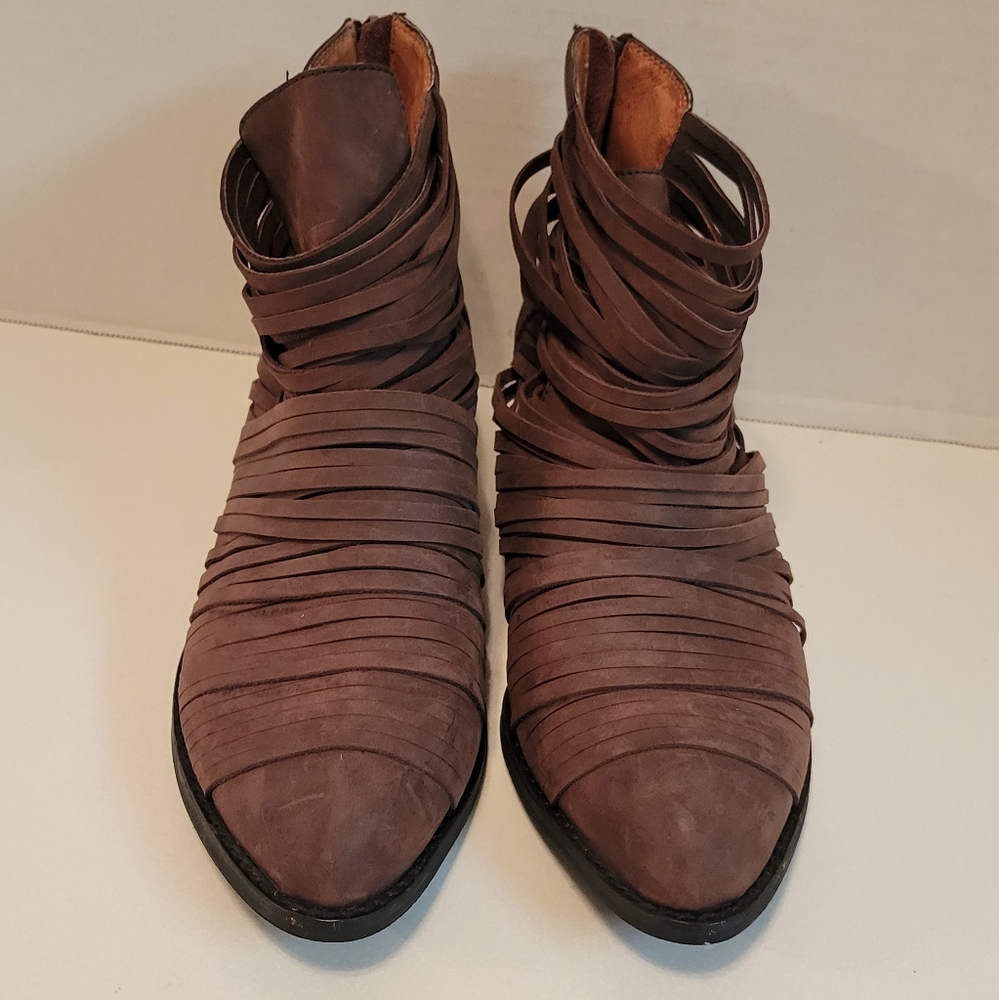 Free People / Jeffrey Campbell Booties Size 8 - image 2